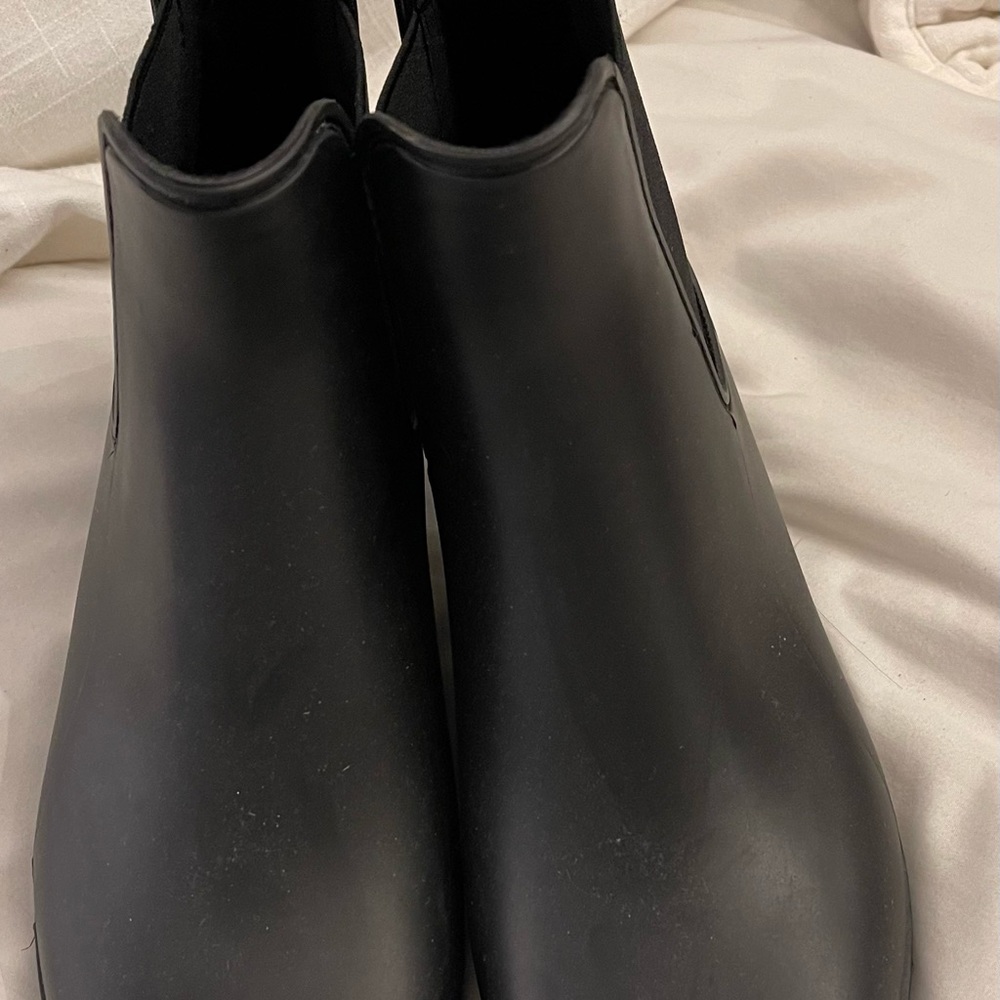 COUGAR NEW Celeste Storm Chelsea Black Rain Boots size 9